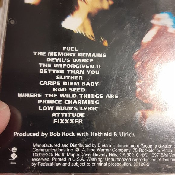 Metallica Reload and Black Album Music CD's - Picture 5 of 8